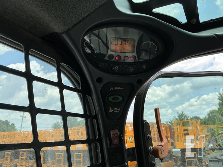 2018-bobcat-t650-image-16