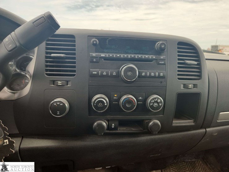 2012-gmc-sierra-3500hd-image-25
