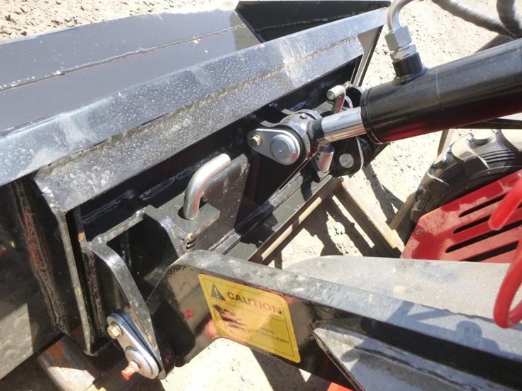 2026-sdlool-323tz-skid-steer-loader-image-10