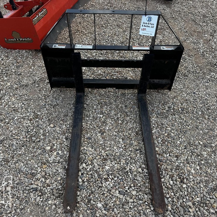 LAND PRIDE PALLET FORKS