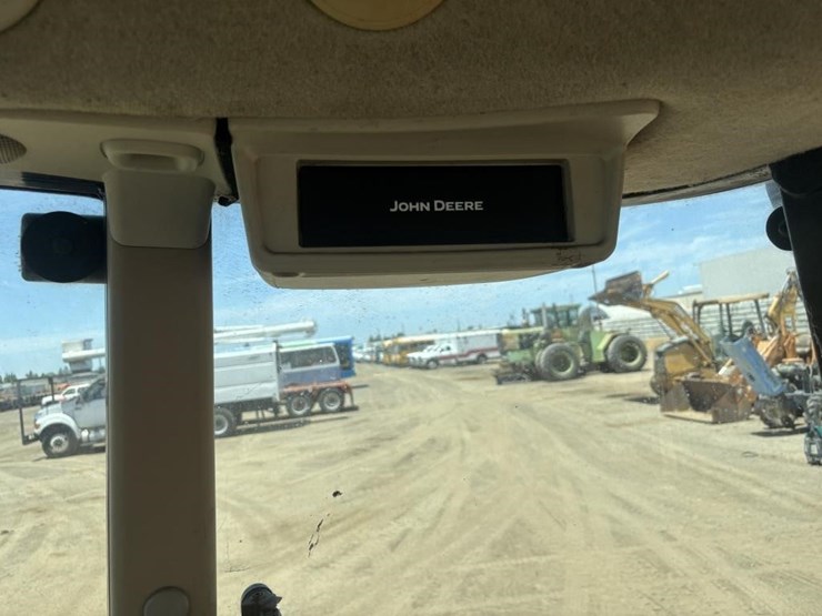 john-deere-5220-image-46