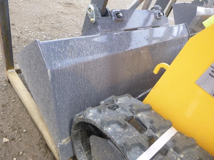 2026-zjg-zj-380-skid-steer-track-loader-image-7