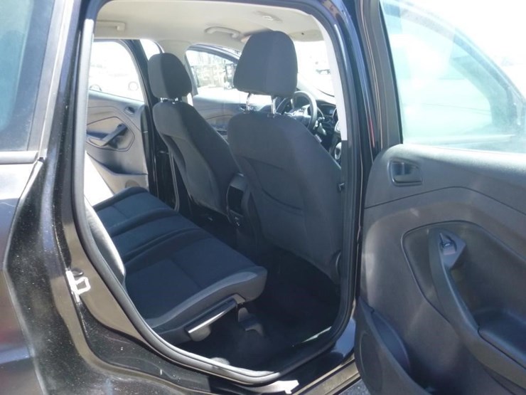 2013-ford-escape-image-8