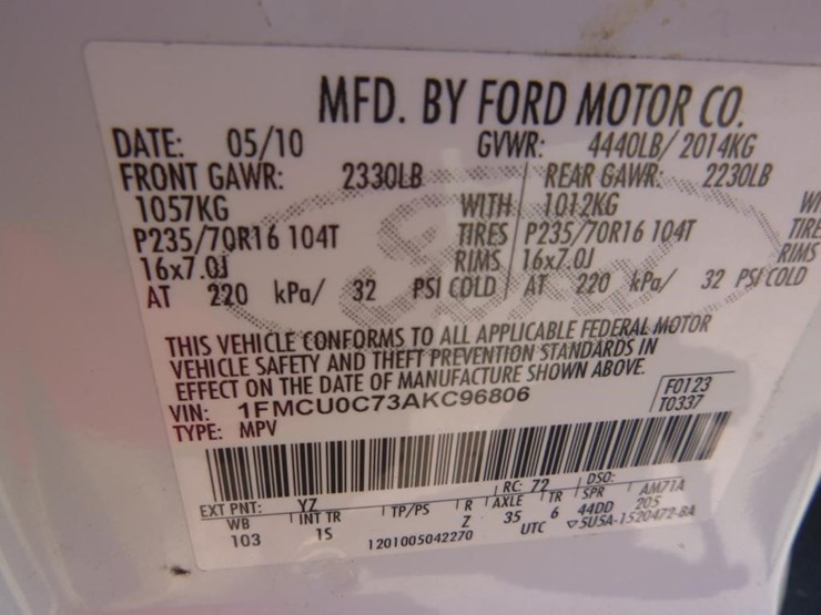 2010-ford-escape-image-16