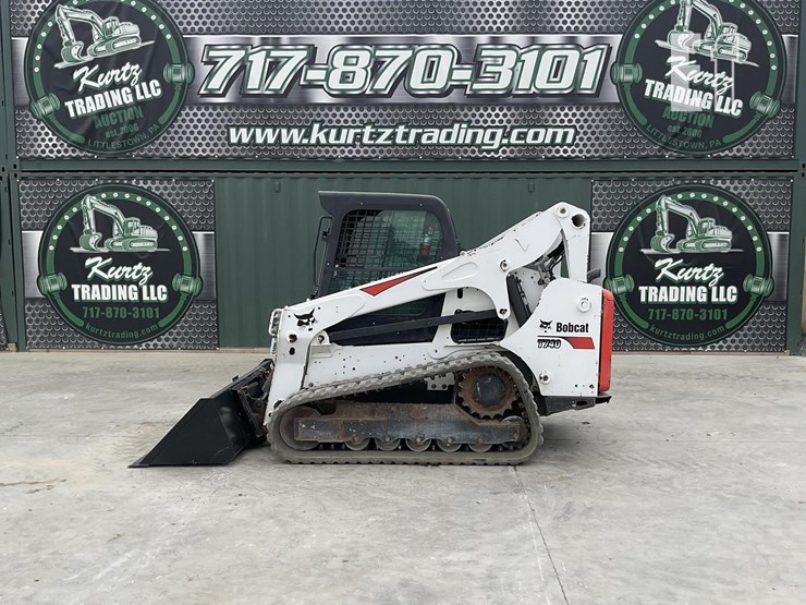 2021-bobcat-t740-image-1