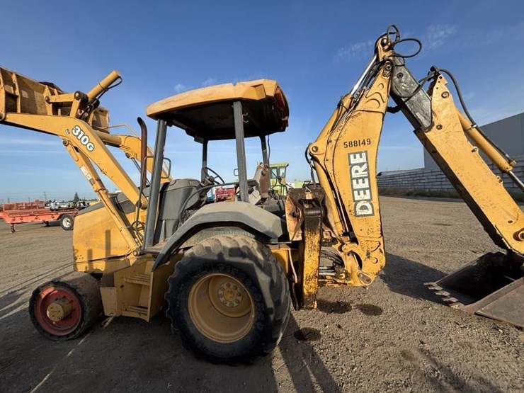 2001-deere-310g-image-5