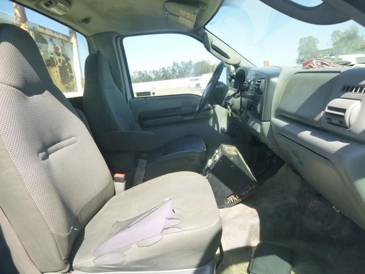 2007-ford-f450-image-19