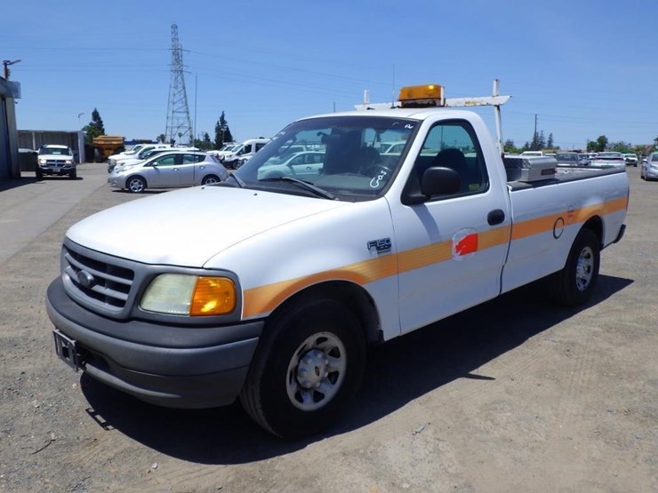 2004-ford-f150-image-1