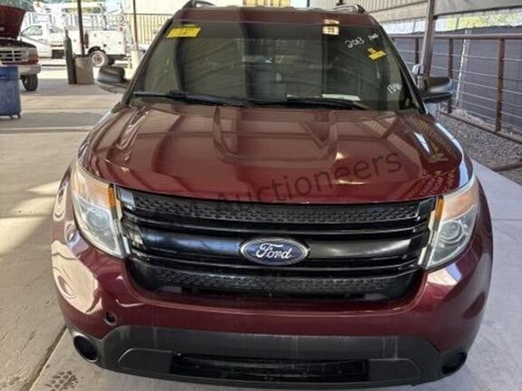 2013-ford-explorer-image-4