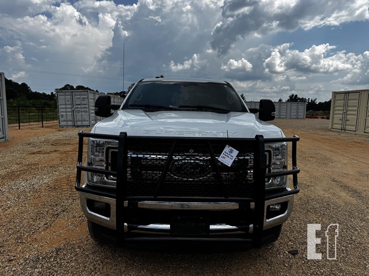 2019-ford-f250-xlt-image-8