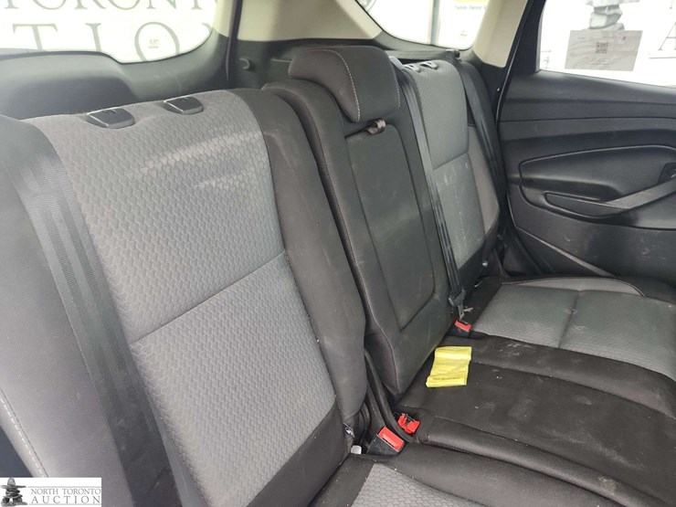 2017-ford-escape-image-25