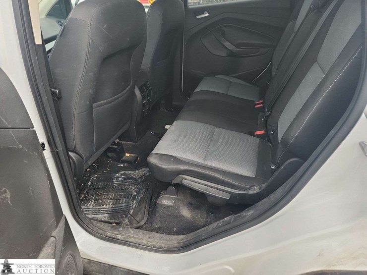 2017-ford-escape-image-18