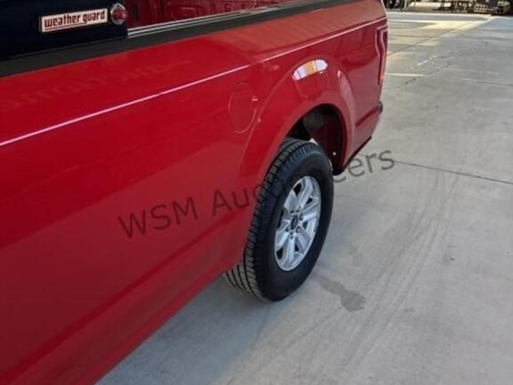 2017-ford-f150-image-5