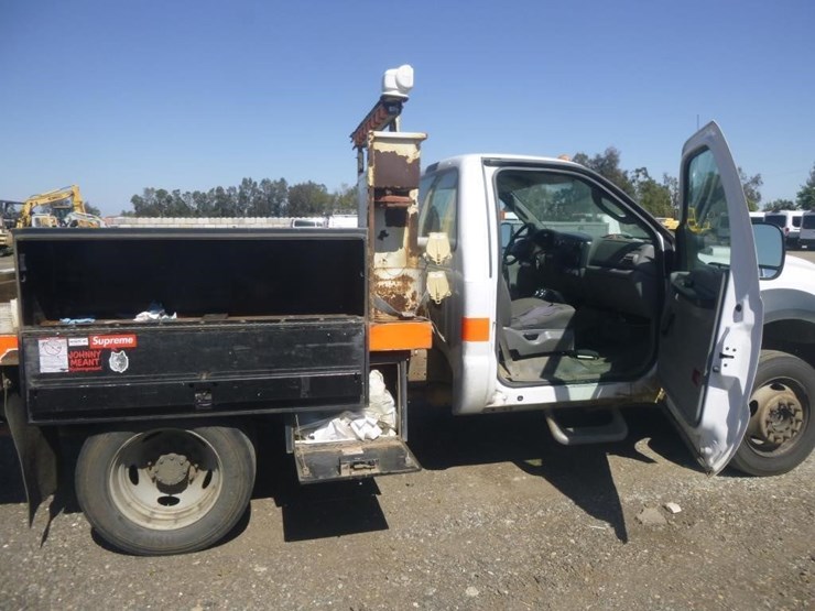 2007-ford-f450-image-17
