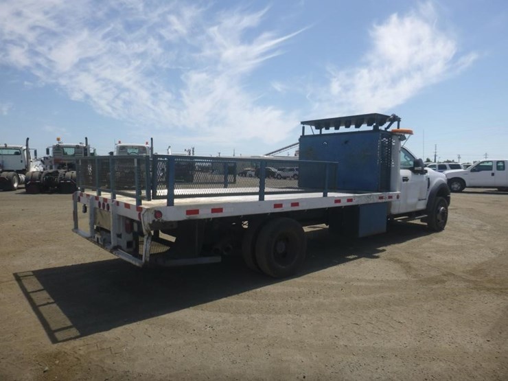 2019-ford-f550-image-3