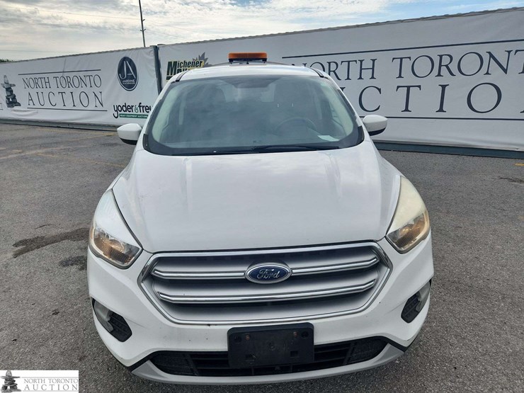 2017-ford-escape-image-3