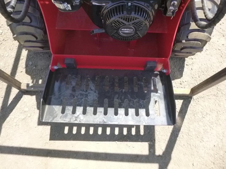 2026-sdlool-323tz-skid-steer-loader-image-12