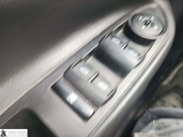 2017-ford-escape-image-37