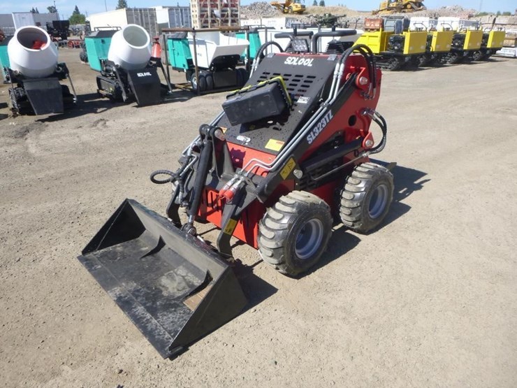 2026-sdlool-323tz-skid-steer-loader-image-1
