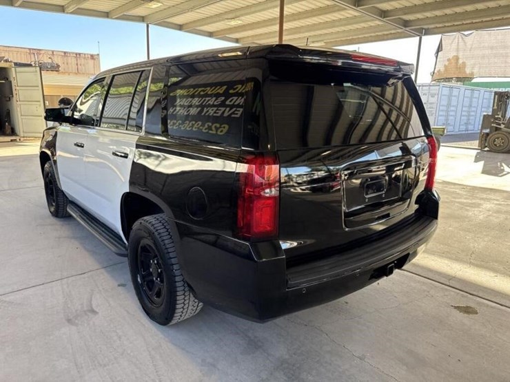 2017-chevrolet-tahoe-image-6