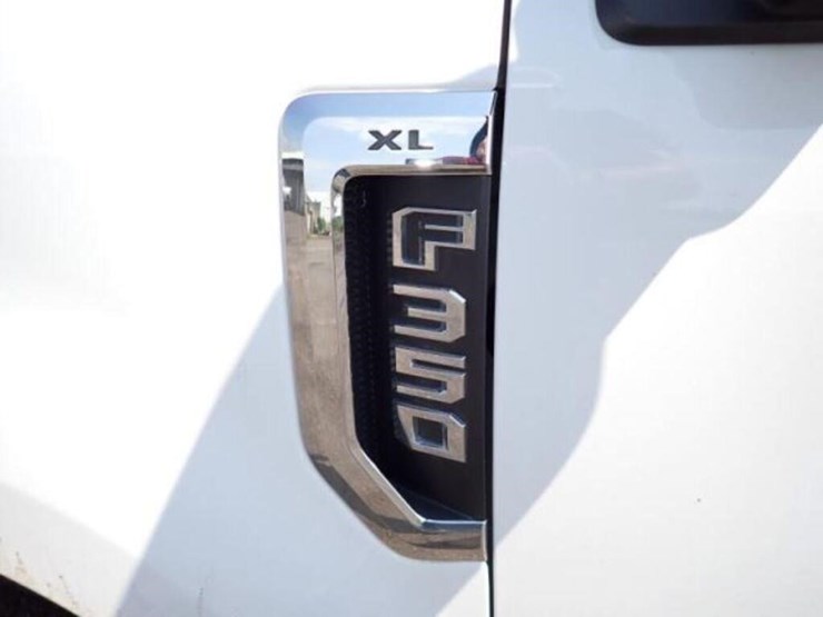 2019-ford-f350-xl-image-20