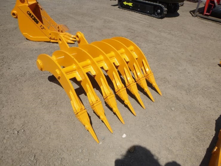 caterpillar-305-image-2