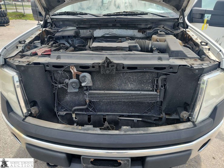 2011-ford-f150-image-31