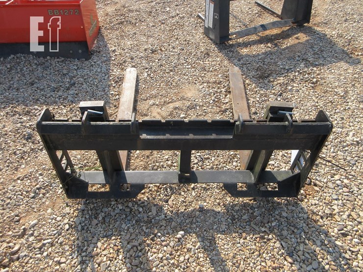 pallet-forks-image-2