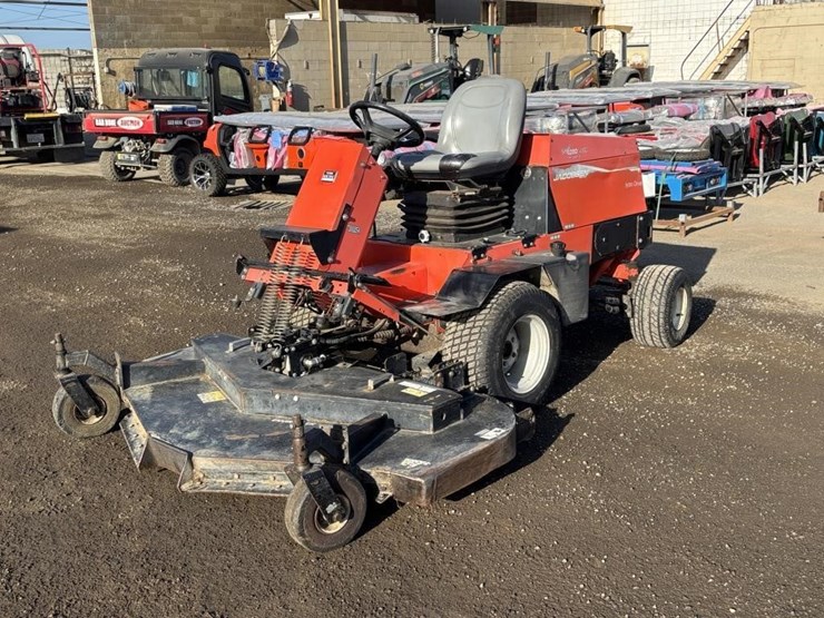 2003-jacobsen-turfcat-628d-mower-image-1