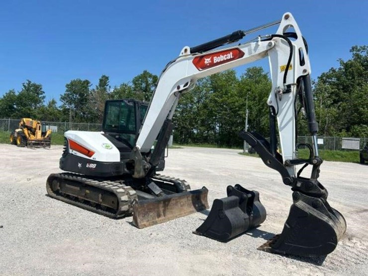 2022-bobcat-e88-image-3