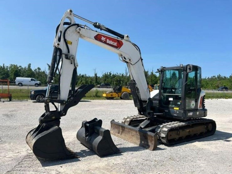 2022-bobcat-e88-image-1