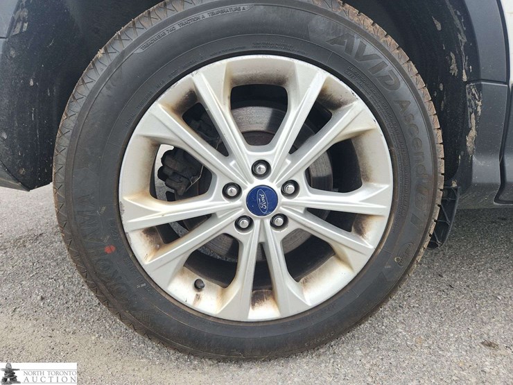 2017-ford-escape-image-42