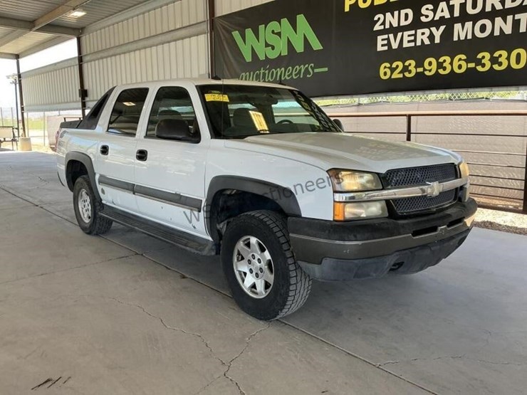2003-chevrolet-avalanche-p/u-image-2