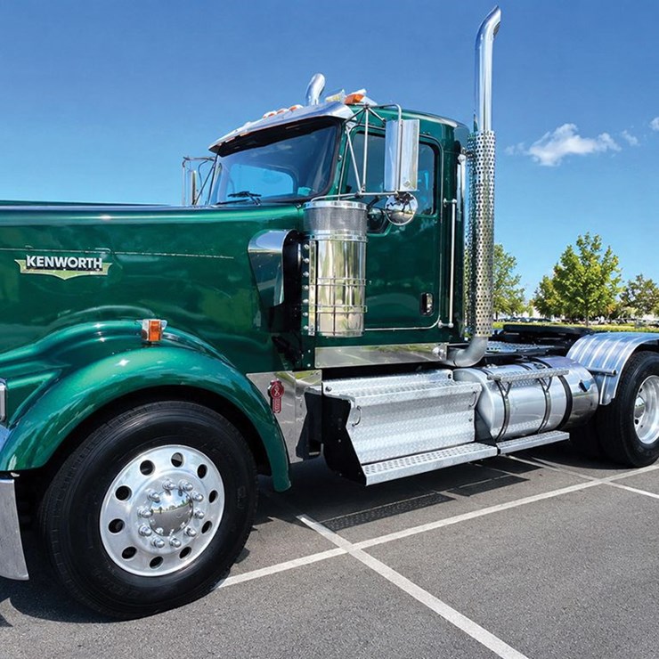 2014 KENWORTH W900L