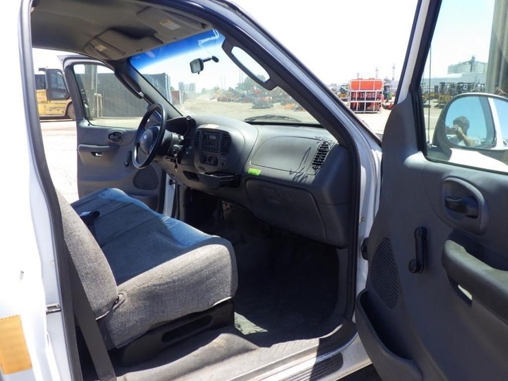 2004-ford-f150-image-6