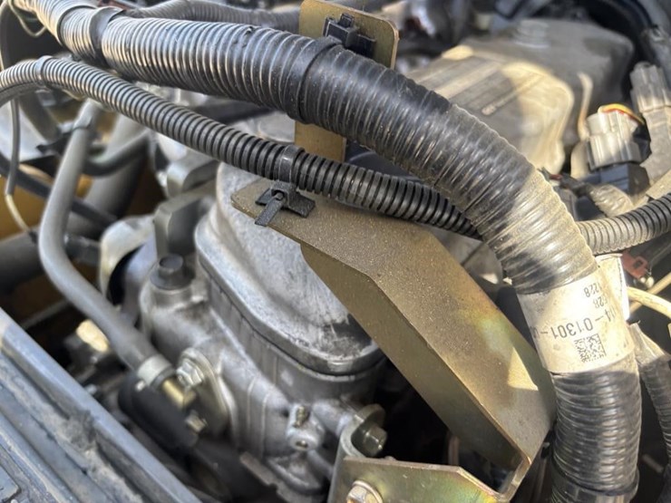 2015-caterpillar-2c6500-image-40
