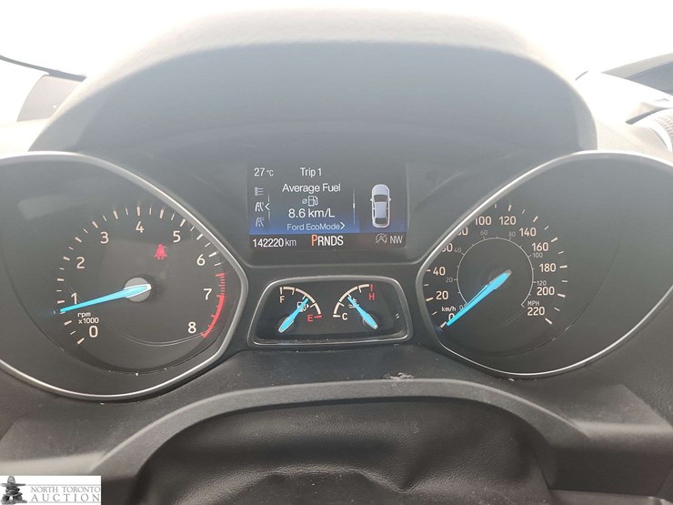 2017-ford-escape-image-29
