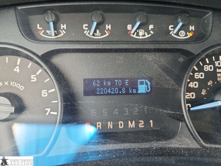 2011-ford-f150-image-28