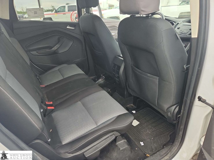 2017-ford-escape-image-25