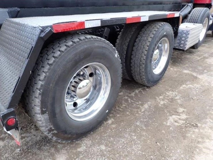 2012-kenworth-t800-image-64