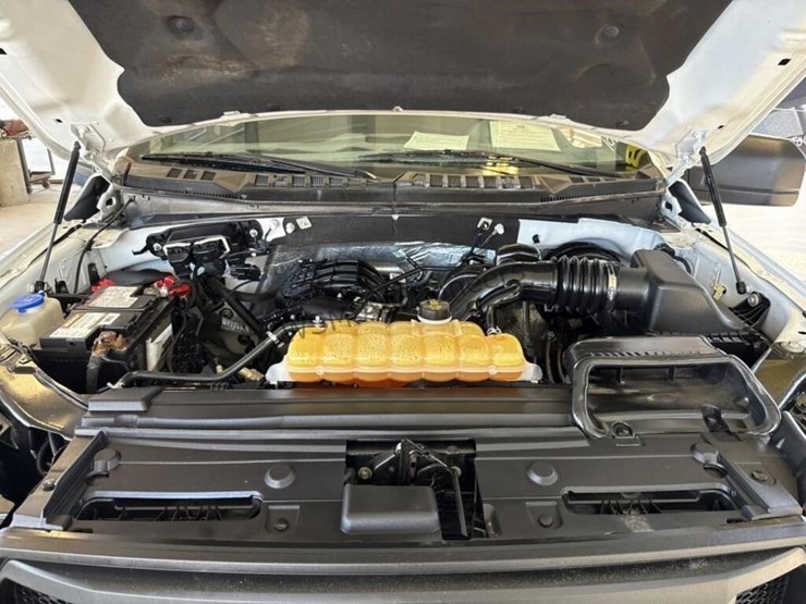 2016-ford-f150-image-12
