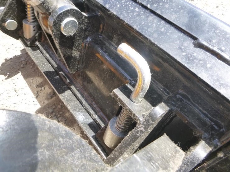 2026-sdlool-sl360t-skid-steer-track-loader-image-9