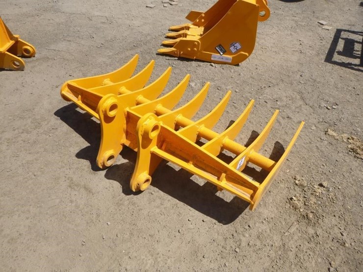 caterpillar-305-image-3