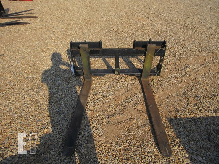 pallet-forks-image-1