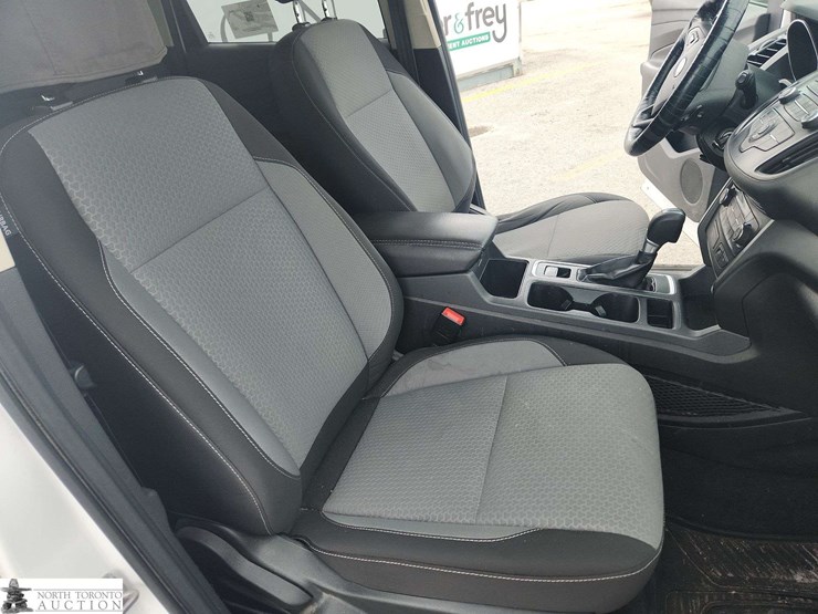 2017-ford-escape-image-29