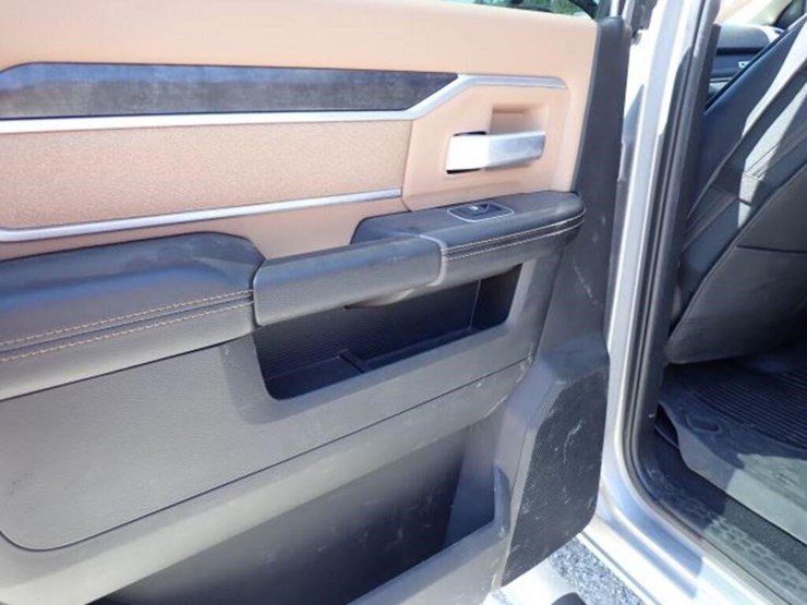 2022-dodge-ram-5500-image-37