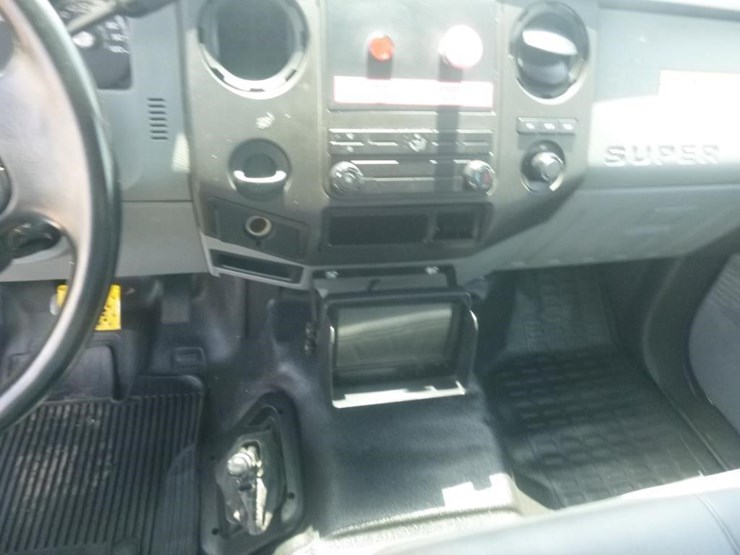 2012-ford-f650-image-15