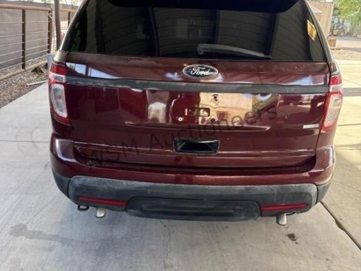 2013-ford-explorer-image-8