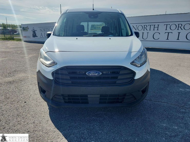 2022-ford-transit-connect-image-2
