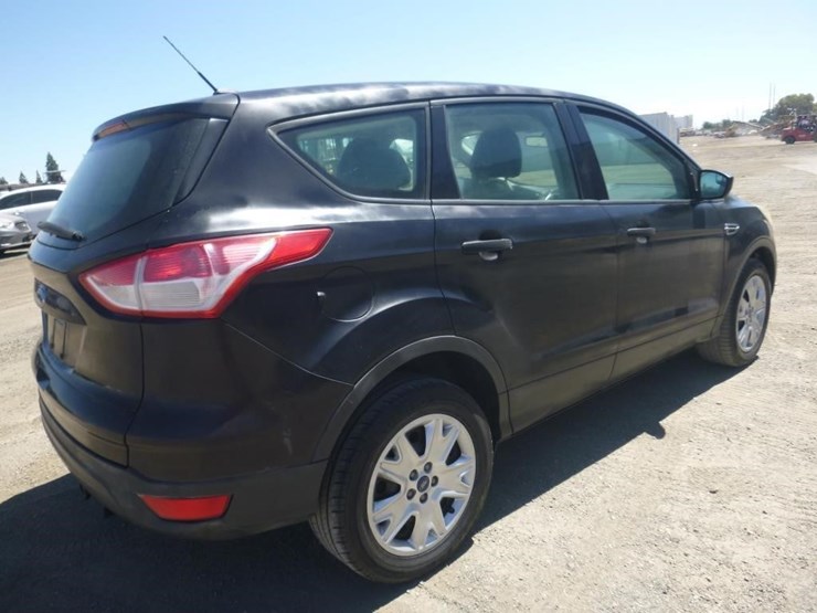 2013-ford-escape-image-3